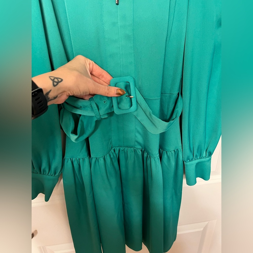 Karl Lagerfeld Vibrant Green Long Sleeve Dress- NWOT - Picture 6 of 8